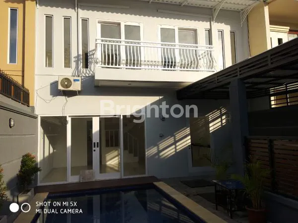 image VILLA CANTIK SENGGIGI MATARAM (1)