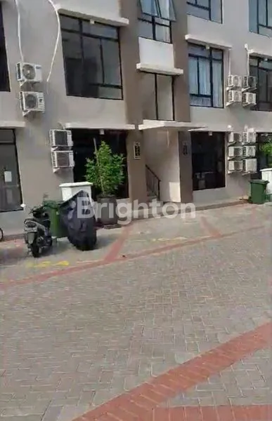 image KOMPLEK GREEN ROYAL CONDO  HOUSE JAKARTA BARAT (4)