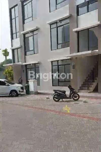image KOMPLEK GREEN ROYAL CONDO  HOUSE JAKARTA BARAT (6)