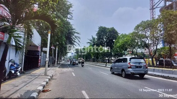 image RUKO PINGGIR JALAN RAYA DAAN MOGOT, JAKARTA BARAT (6)