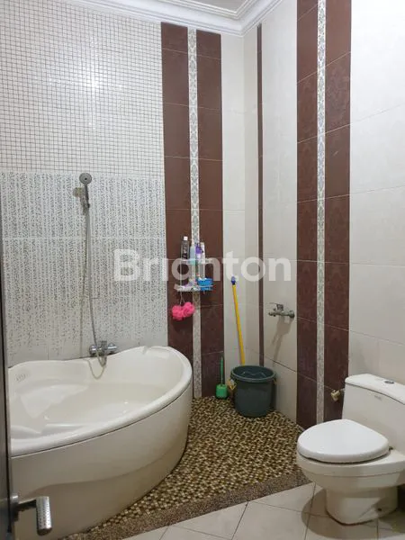 image JUAL RUMAH POJOK 0 JALAN RAYA BESAR SAWOJAJAR (2)