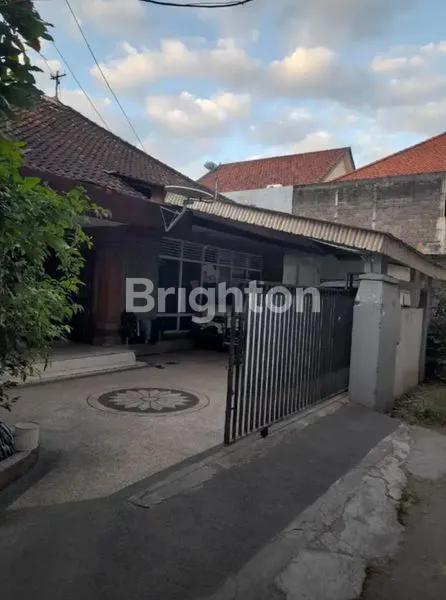 image RUMAH STRATEGIS MURAH DI SANUR (1)