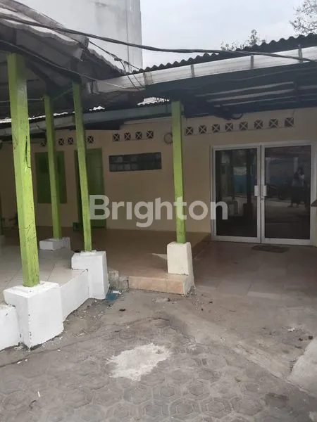 image RUMAH USAHA (BISA BUAT GUDANG) DI KEMAYORAN JAKARTA PUSAT (5)