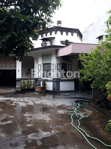 image RUMAH 1,5 LANTAI KAPASAN LOR (2)