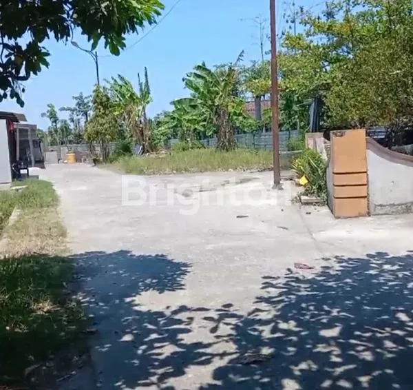 image TANAH HOOK DI AREA PERUMAHAN TULUNGAGUNG (1)