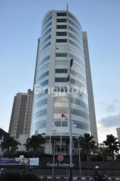 image OFFICE SPACE BANK PANIN TOWER BALIKPAPAN (1)