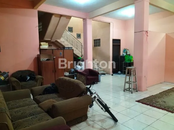 image RUMAH 3 LANTAI+ ROOFTOP BONUS GUDANG, BISNIS MENGUNTUNGKAN YANG SUDAH BERJALAN SAYAP RAJAWALI (6)