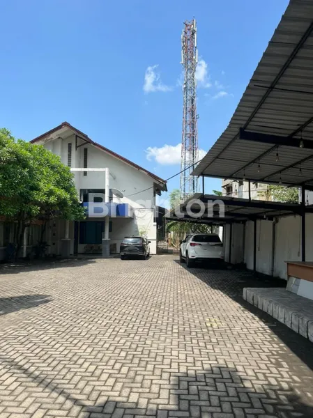 image GEDUNG PERKANTORAN STRATEGIS DI RAYA PRAPEN-JEMURSARI, SURABAYA (1)