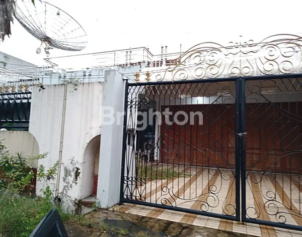 image RUMAH COCOK UNTUK USAHA DI RAYA DHARMAHUSADA SURABAYA TIMUR (1)