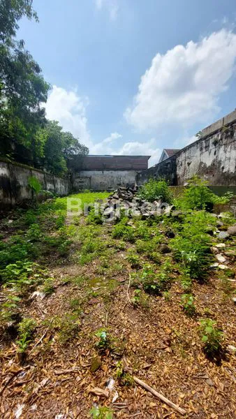 image TANAH BENTUK L DI PAKELAN TENGAH KOTA KEDIRI (5)