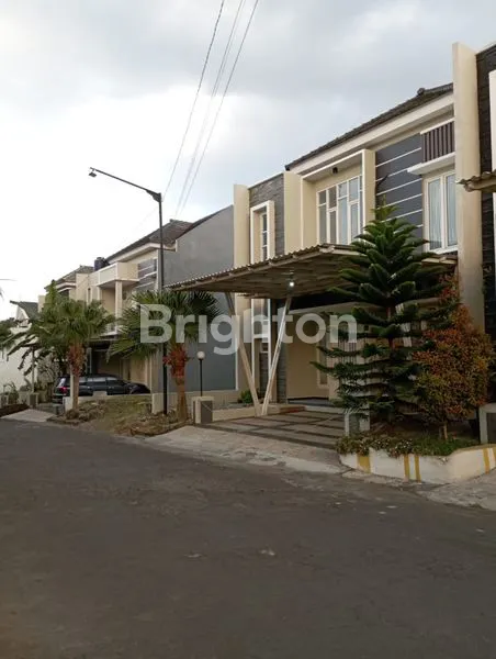 image RUMAH TOWNHOUSE CANTIK TIRTASANI PLUS KOLAM (6)