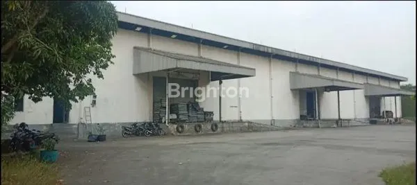 image BANGUNAN GUDANG/PABRIK DI BITUNG - TANGERANG (2)