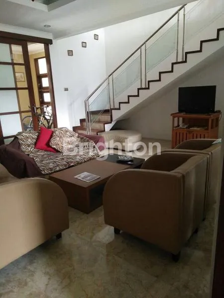 image DAGO PAKAR RESORT, RUMAH 2 LANTAI, PEMANDANGAN INDAH (3)