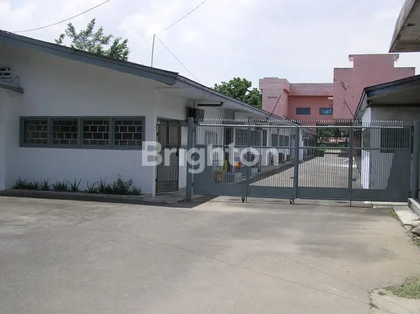 image GUDANG LUAS SIAP PAKAI HI (8)