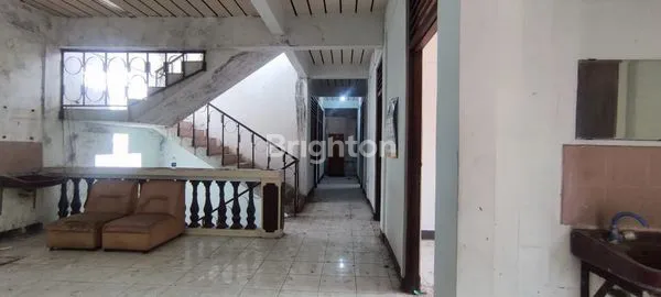image RUMAH KOS 2 LANTAI DEKAT KAMPUS UNIVERSITAS KARANGTURI (5)