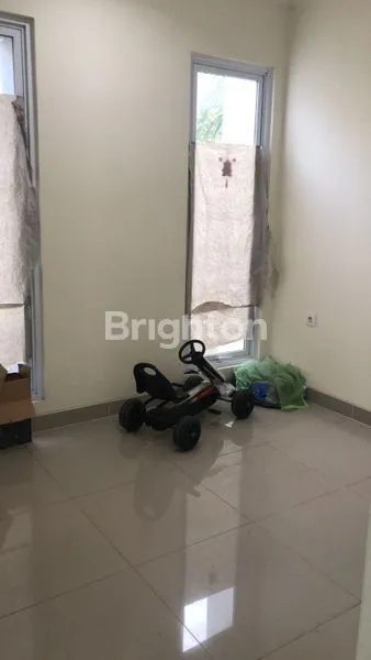 image RUMAH SYMPHONIA SUMMARECON SERPONG CLUSTER VERDI 2 LT (4)