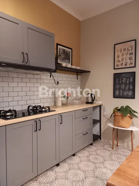 image RUMAH FULL FURNISH 2 LANTAI ASRI NYAMAN DAN SEJUK DI RANCAMAYA (3)