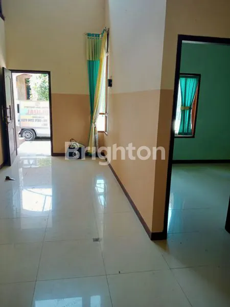 image HAPPY DITENTUKAN JUGA DENGAN LINGKUNGAN DAN SUASANA SEKITARNYA (4)