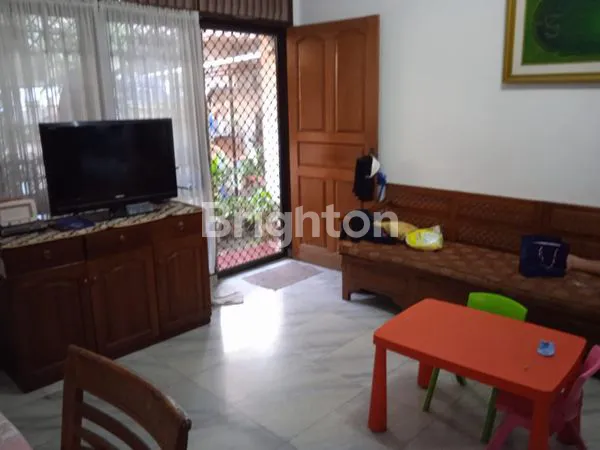 image RUMAH KEBON JERUK JAKARTA BARAT - 2 LANTAI (2)