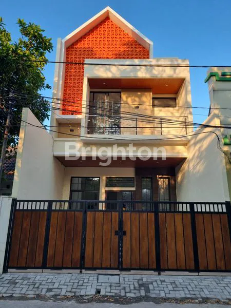 image SEMOLOWARU SIAP HUNI LOKASI DEKAT KAMPUS ROW JALAN 2.5 MOBIL DEKAT MERR (1)