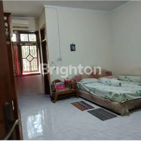 image DIJUAL CEPAT RUMAH 2 LANTAI- DARMO PERMAI (5)