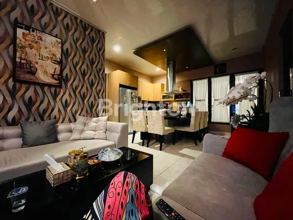 image MURAH !!! JUAL CEPAT RUMAH 2 LANTAI CLUSTER NYAMAN DAN ASRI DI LEGENDA WISATA  (4)