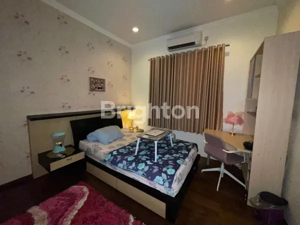 image MURAH !!! JUAL CEPAT RUMAH 2 LANTAI CLUSTER NYAMAN DAN ASRI DI LEGENDA WISATA  (5)