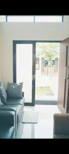 image RUMAH MINIMALIS FURNISHED BED, AC, WATER HATER, SOFA DI ARAYA CLUSTER BRASSIA HILLS. DEKAT BINUS, DEKAT LAPANGAN GOLF. (4)