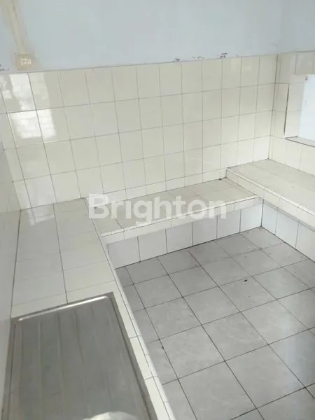 image RUKO LUAS BAGUS SIAP HUNI DI PUSAT KOTA JOMBANG (5)