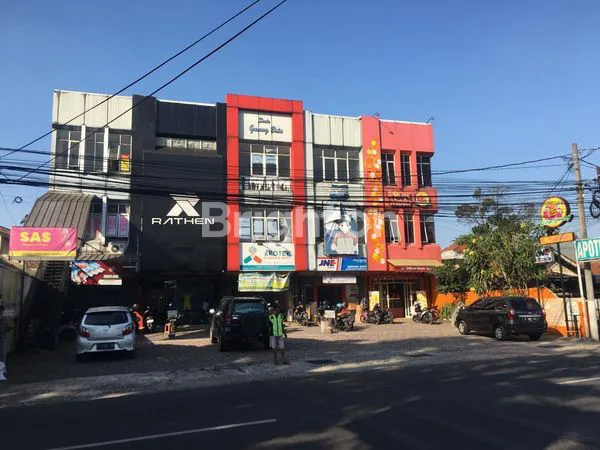 image RUKO KOMERSIL 3 LANTAI LOKASI STRATEGIS (1)