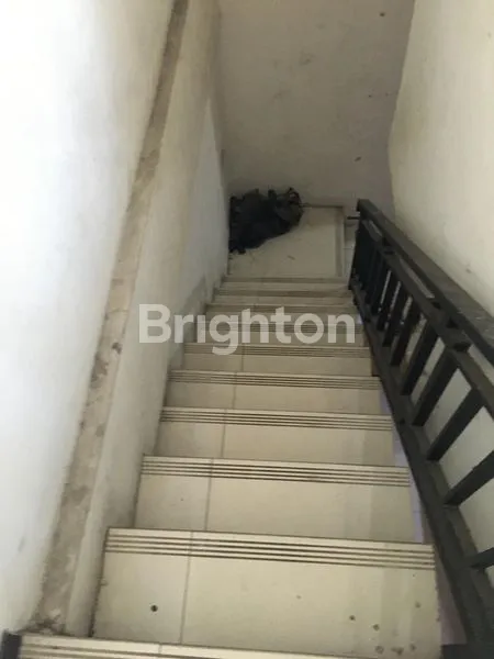 image RUKO KOMERSIL 3 LANTAI LOKASI STRATEGIS (6)