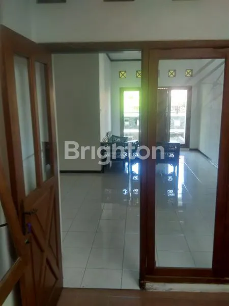 image RUMAH 1,25 LANTAI DI PERUM BINANGUN INDAH JL BALI BUDURAN SIDOARJO (8)