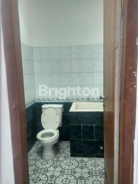 image RUMAH 1,25 LANTAI DI PERUM BINANGUN INDAH JL BALI BUDURAN SIDOARJO (7)