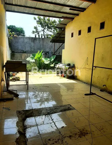 image RUKO GANDENG SIAP BUKA USAHA APA SAJA DI PINGGIR JALAN BESAR SETIA BUDI  MEDAN (4)