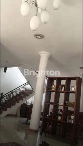 image RUMAH CANTIK TROPIS DI MODERLAND TANGERANG (7)