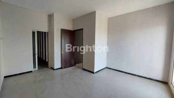 image RUMAH MINIMALIS DI RUNGKUT SURABAYA (2)