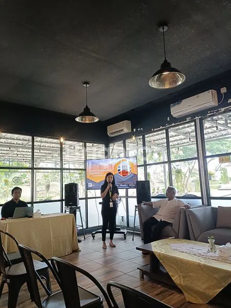 image RUMAH PINGGIR JALAN UTAMA, TENGAH KOTA SAMARINDA (8)