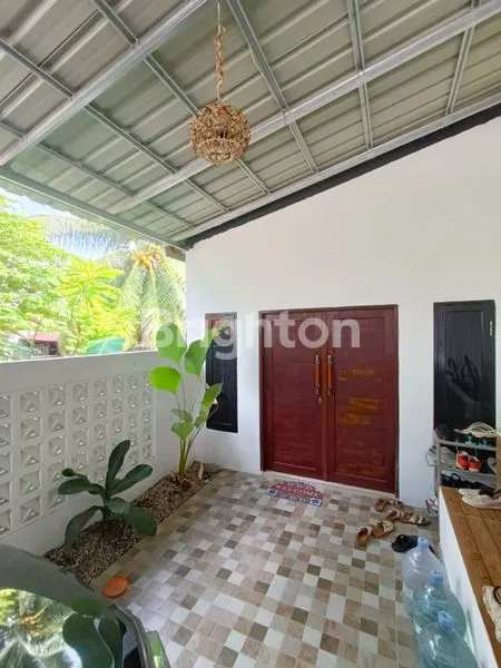 image PROPERTI KOMERSIL: TANAH + RUMAH 3KT + TOKO DI LOKASI PREMIUM (2)