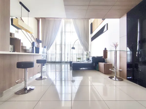 image DISEWAKAN APARTEMEN MEWAH FULL FURNISHED LANTAI RENDAH 2BR CITYLOFTS  SUDIRMAN (3)