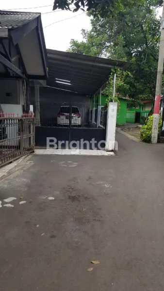 image RUMAH DI AREA STRATEGIS CIBUBUR CIRACAS JAKARTA TIMUR (2)