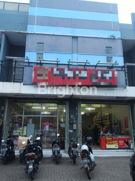 RUKO JEJER BERIKUT BISNIS MINIMARKET KONDISI JALAN DI SIDOMUKTI SALATIGA