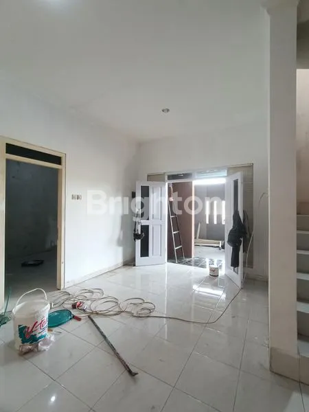 image RUMAH 2 LANTAI 4 KAMAR, DEKAT TOL & UMS (7)