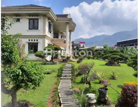 image VILLA DI DAERAH PUNCAK NYAMAN DAN ASRI (2)