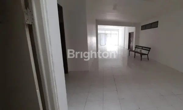 image RUKO DI JALAN TUMAPEL SURABAYA PUSAT (4)