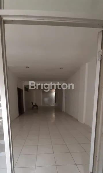 image RUKO DI JALAN TUMAPEL SURABAYA PUSAT (7)