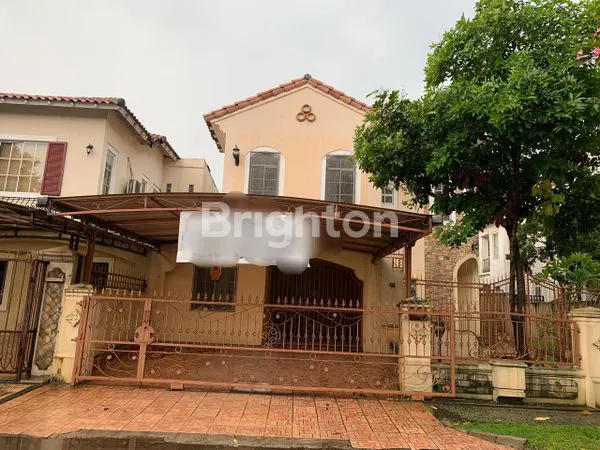 image RUMAH 2 LANTAI LIPPO KARAWACI UTARA  (1)