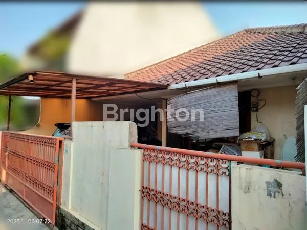 image JUAL RUMAH TINGGAL DI KOMPLEK TAMAN MERUYA ILIR JAKARTA BARAT (2)