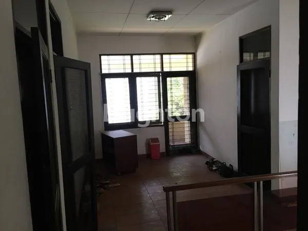 image RUMAH DENGAN HARGA TANAH NYA SAJA DI KAWASAN TOMANG JAKARTA BARAT  (7)