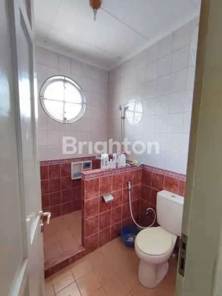 image RUMAH 2 LANTAI BAGUS SIAP HUNI DI KAWASAN ELITE KELAPA GADING (2)