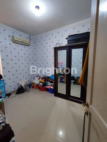 image RUMAH 2 LANTAI BAGUS SIAP HUNI DI KAWASAN ELITE KELAPA GADING (5)